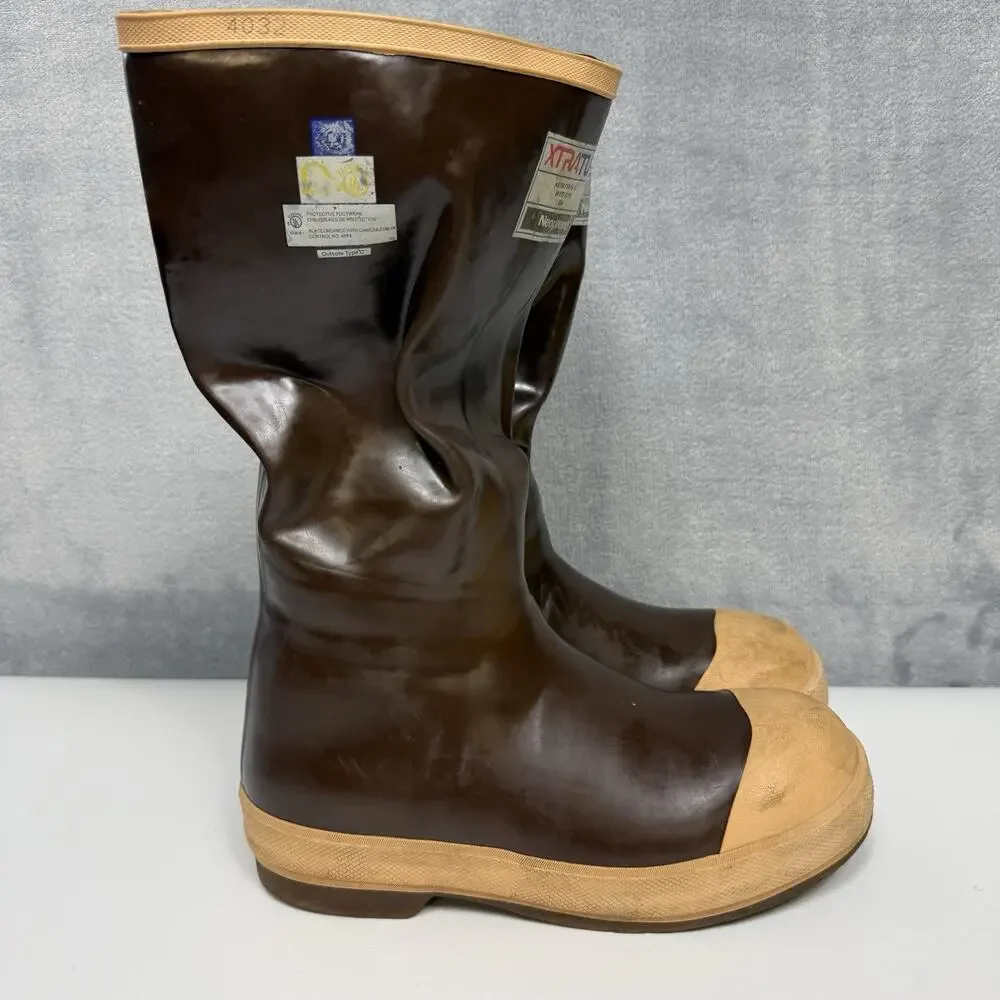 Xtratuf pre owned